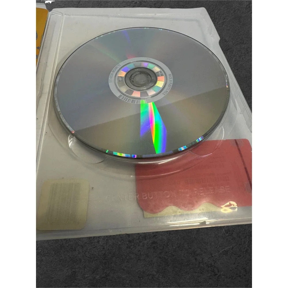 Microsoft Windows 7 Home Premium Software PC 64-bit w/ Product Key & Disc